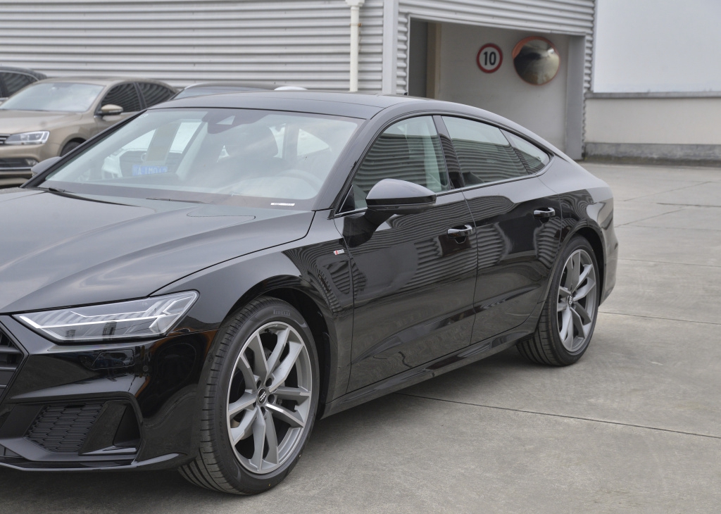 相同配方！奥迪A7新车来了，尺寸加长超5米，能让销量起死回生吗