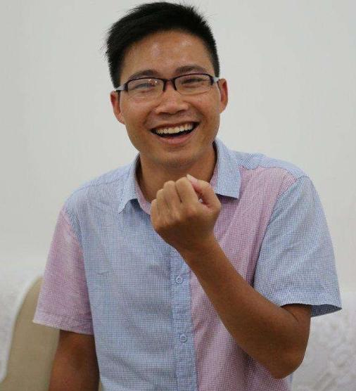 广西人自古都是富有个性，两个著名的“高考牛人”都在广西