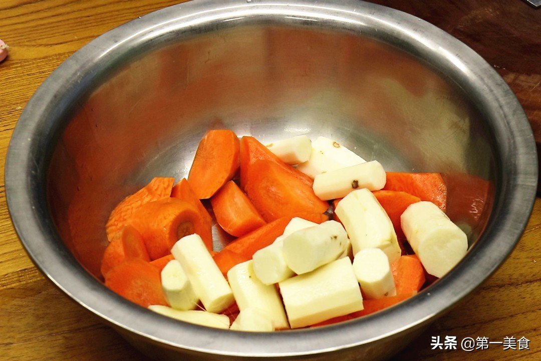鴿子肉的做法,鴿子肉的做法怎樣最好吃