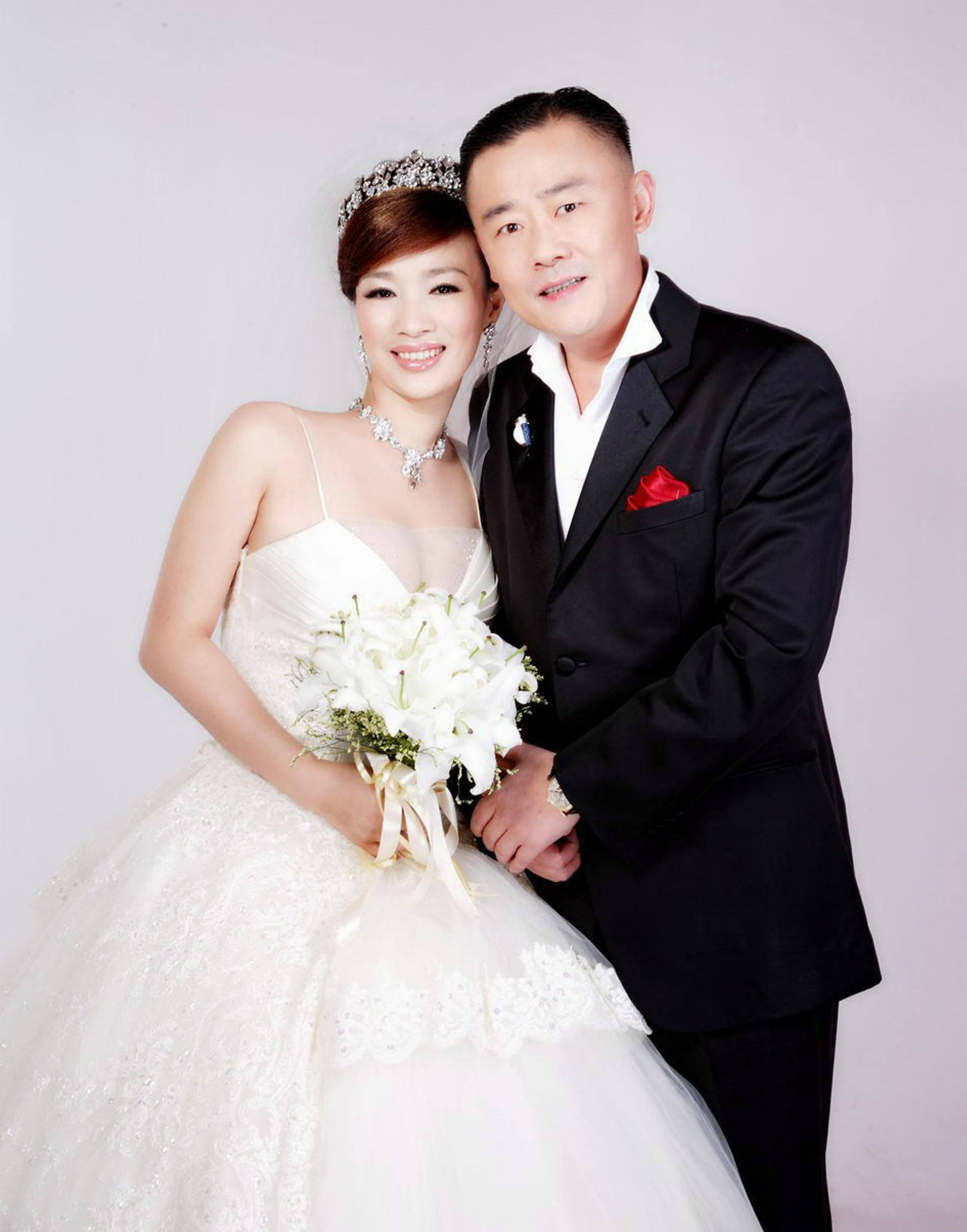 温州富婆招聘男保姆(周立波情迷胡洁后) - 好工作