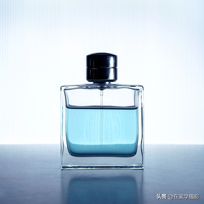 想拍出創(chuàng)意產(chǎn)品照？試試4種創(chuàng)意布光技巧，在家就能拍