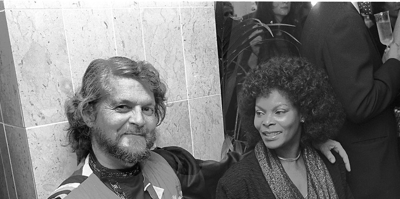 狗血！英国风流侯爵后宫74妻，死后巨额遗产只给原配和娃