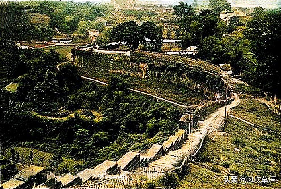 嘉定1943：四川乐山的城墙、紫霞宫和乐山大佛等名胜古迹旧影