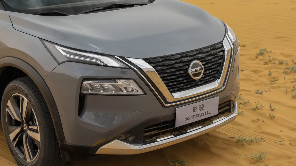 两款轴距超2.7米的紧凑型SUV,现代途胜L和日产奇骏怎么选?