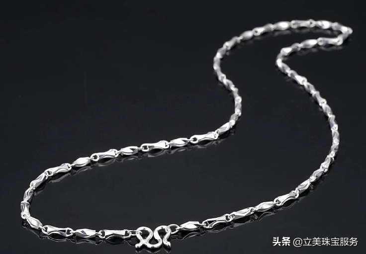白银项链s925一条大约多少钱？这四点决定了白银项链的价格