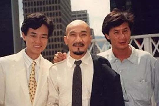 黄百鸣,麦嘉,许冠杰该片中,石天饰演配角"口水泉"