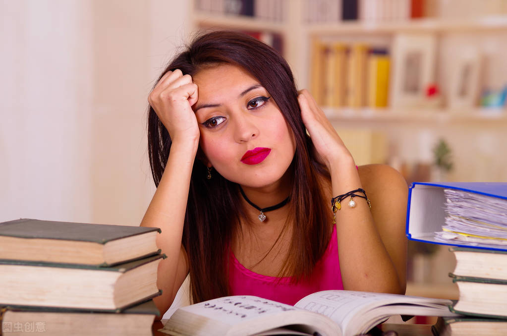 男子用眼药水谋杀妻子（故事）