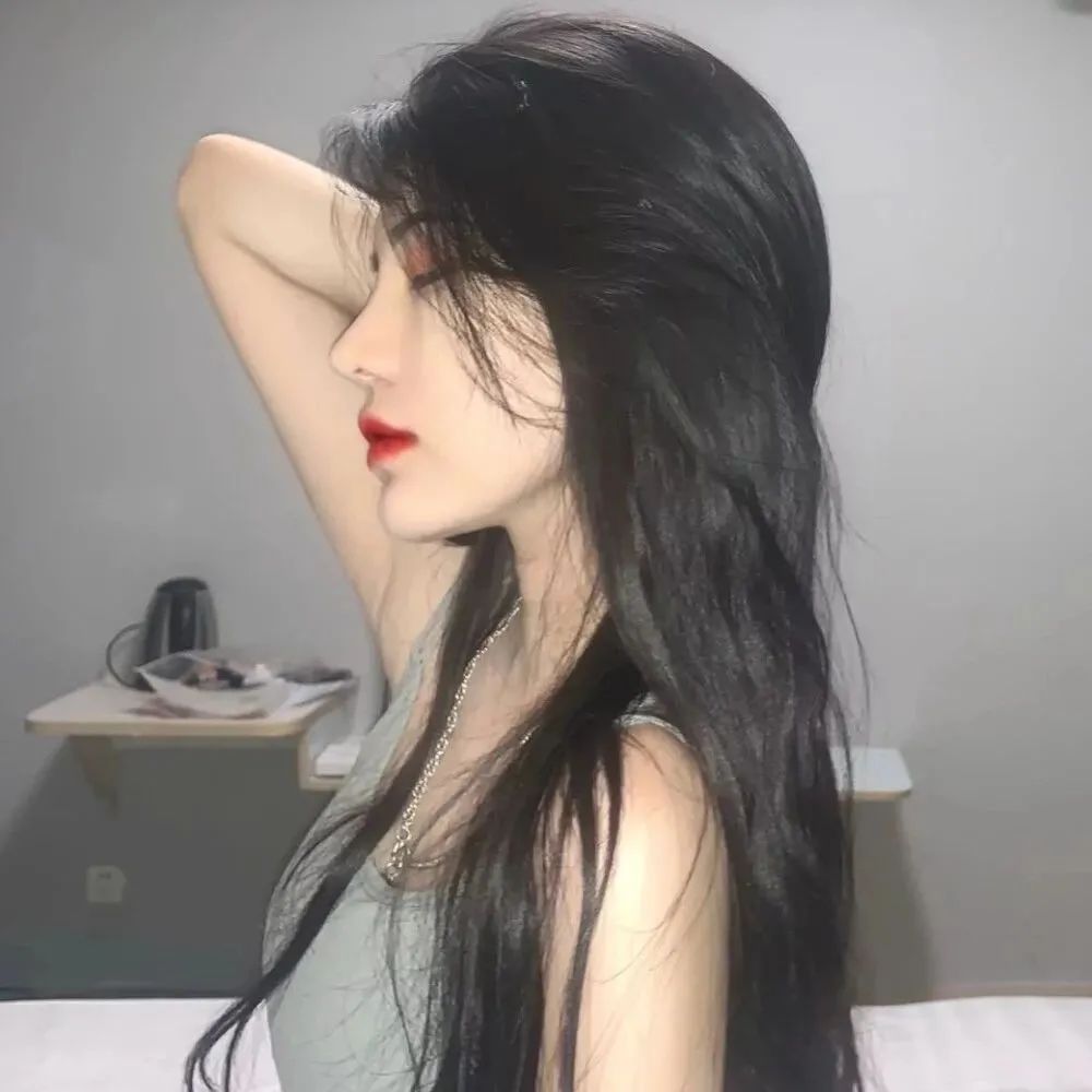 女人图片头像真人全身(女生真人头像) - 赤虎壹号