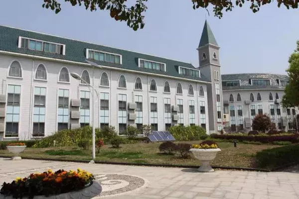 “硬实力”大PK！武汉这些寄宿学校到底怎么样？