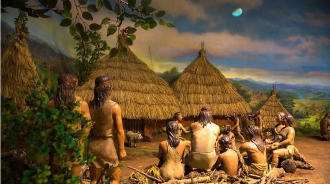 宫刑具体割哪个部位？割完以后还要挂在房梁上放几十年