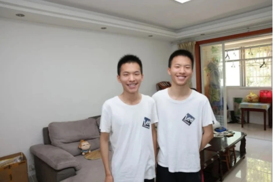 江苏“双胞胎”学霸高考同考652分，哥哥北大，弟弟清华引人羡慕