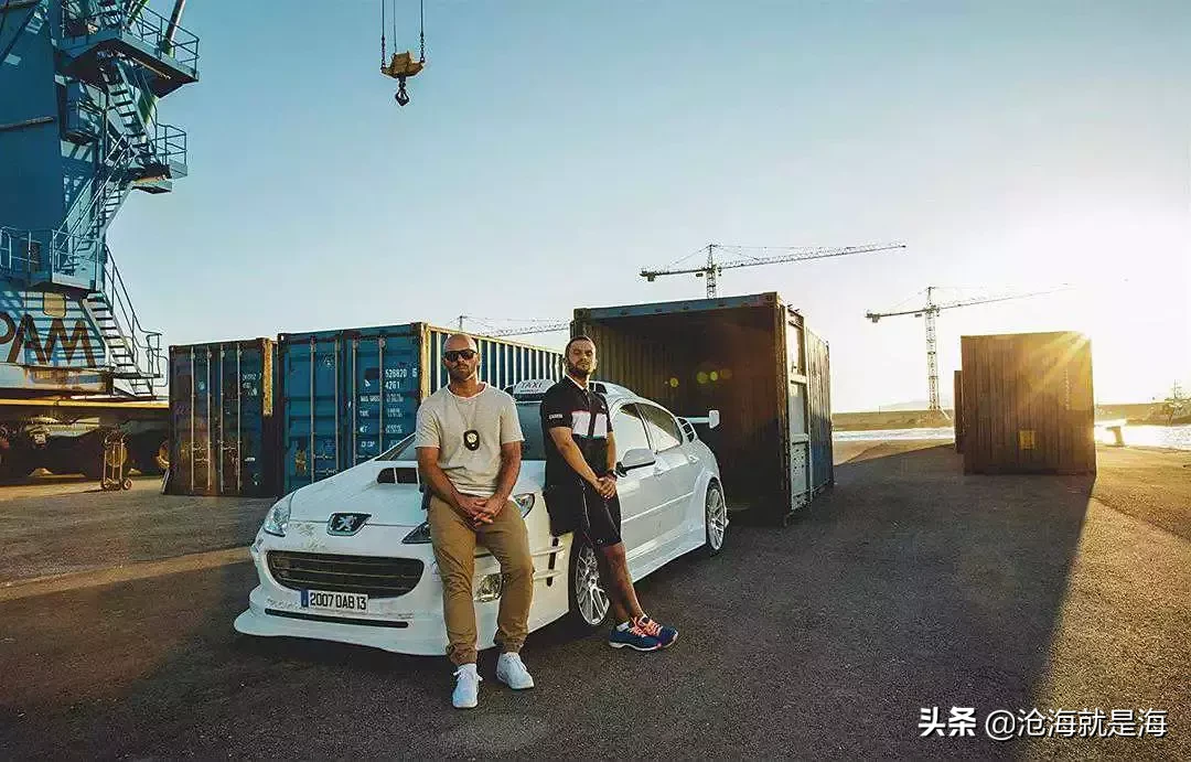 把出租车当成火箭开!《的士速递5》再续法国飙车经典