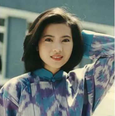 蓝洁瑛：三次雪藏，两任男友自杀身亡，被性侵成“疯女人”终惨死