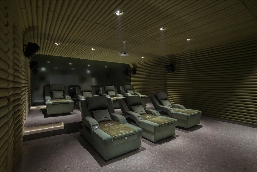 年轻人都爱的「大保健」，店该怎样设计？