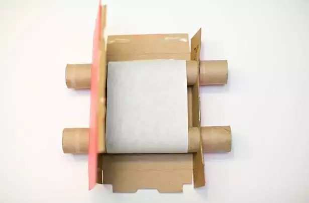 在家给孩子的科学启蒙课,纸箱改造动画放映机,操作简单又耐玩
