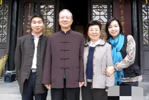 “中国式管理之父”84岁曾仕强养生秘诀：记住3点，活到天年