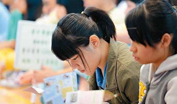 高考录取迎来“新规定”，2022年高考生注意了，对男生影响较大