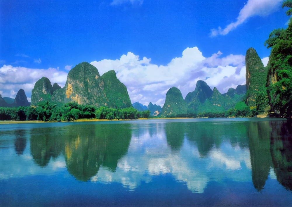 广西的桂林山水:秀丽的山水和大气为世人传颂千古,不可错过