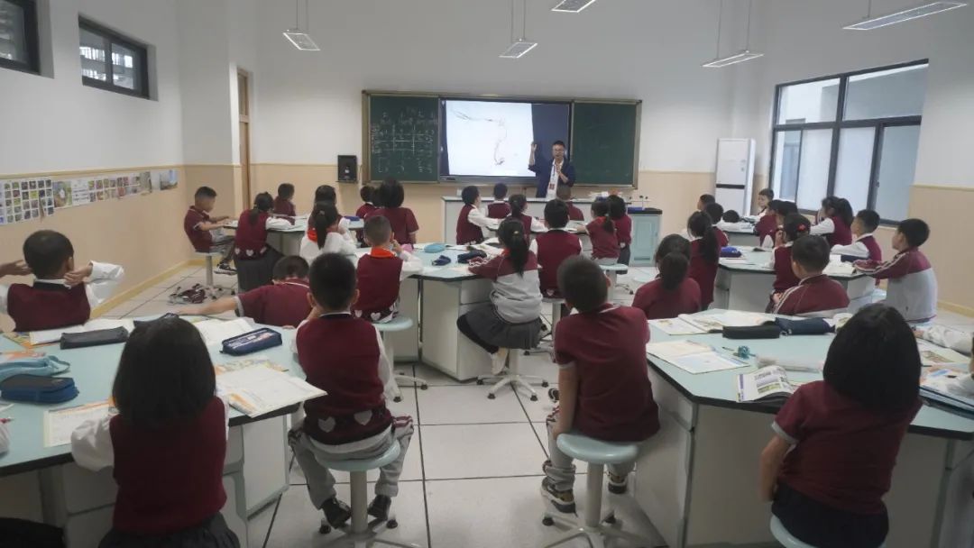 教育园区冉冉升起的一颗新星｜实地探访绵阳东辰聚星国际学校