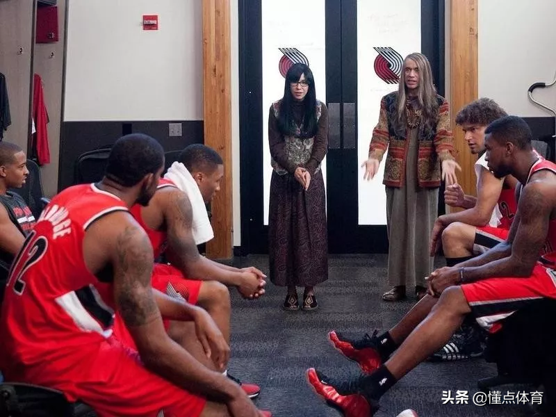 哪些nba巨星是科比的球迷(每支NBA球队最大牌的粉丝，从奥巴马到斯派克·李)