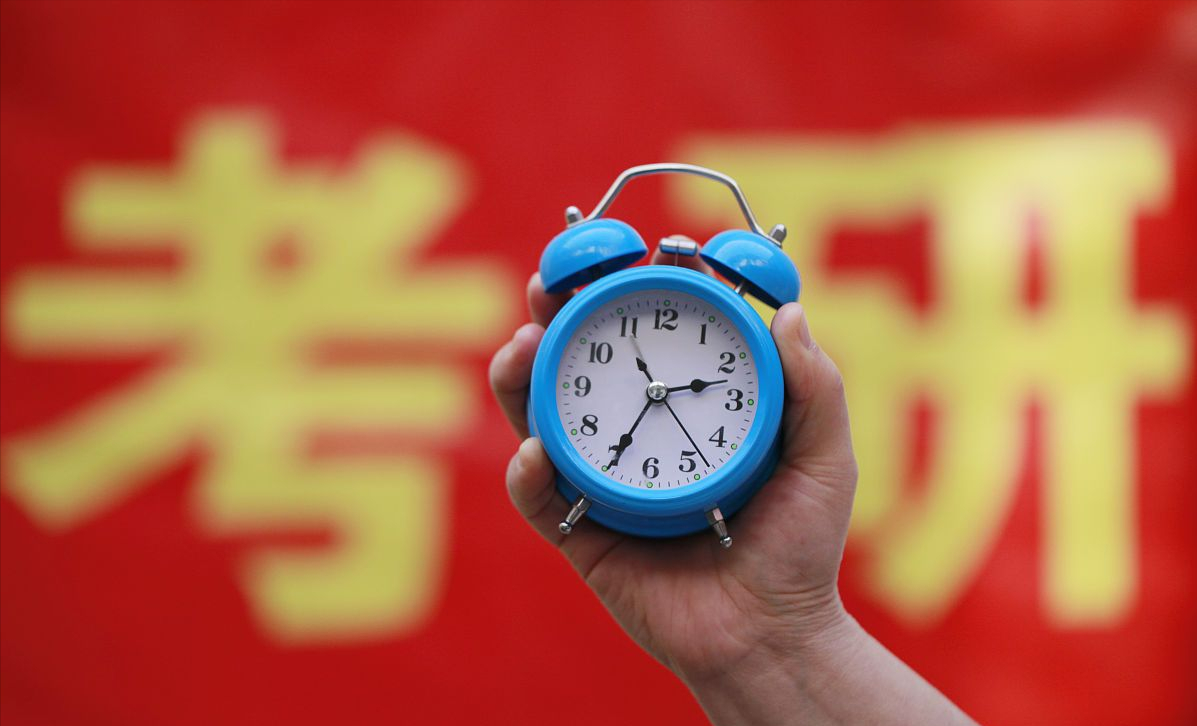 山西医科大学部分专业要求过六级，考生开怼：有六级水平还报你？