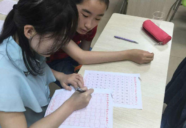 中小学生的好消息，2021秋季开学将正式实行，家长们感到很开心