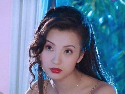 娱乐圈的“大学老师”：张杰特聘惹争议，陈翔返校遭抵制