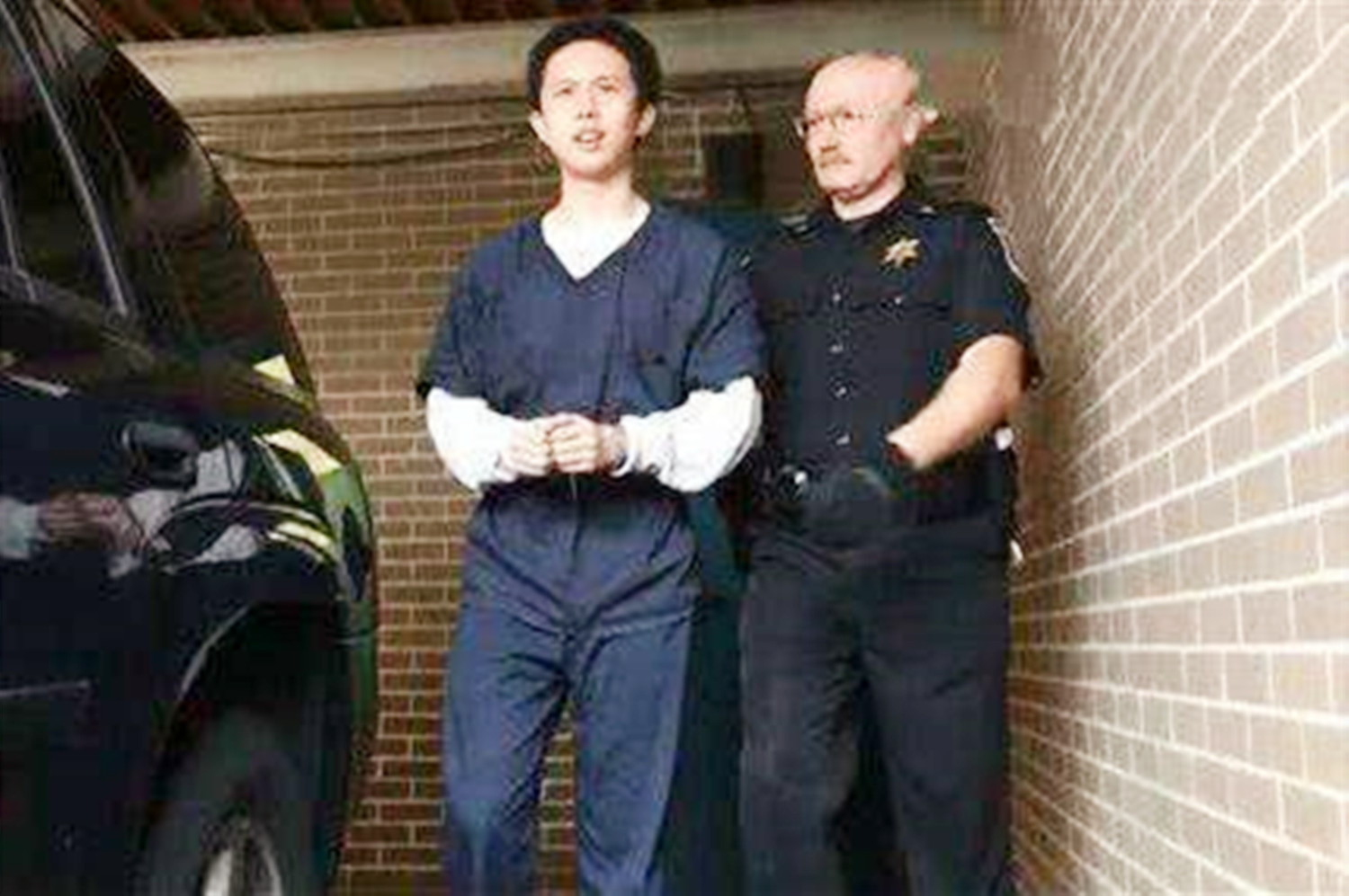 儿子12岁断奶、15岁分床，狄莺“畸形”的母爱毁了孩子的未来