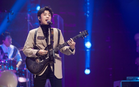 要名没名，要人气没人气！这6位小明星，排场一个比一个大