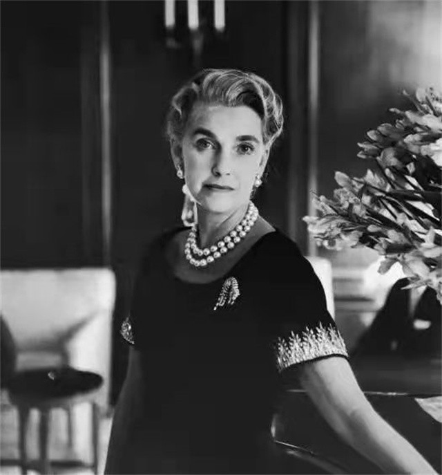 纽约历史上有名的大美女芭芭拉，成为豪门贵妇，后被儿子杀害(安东尼的秘密)