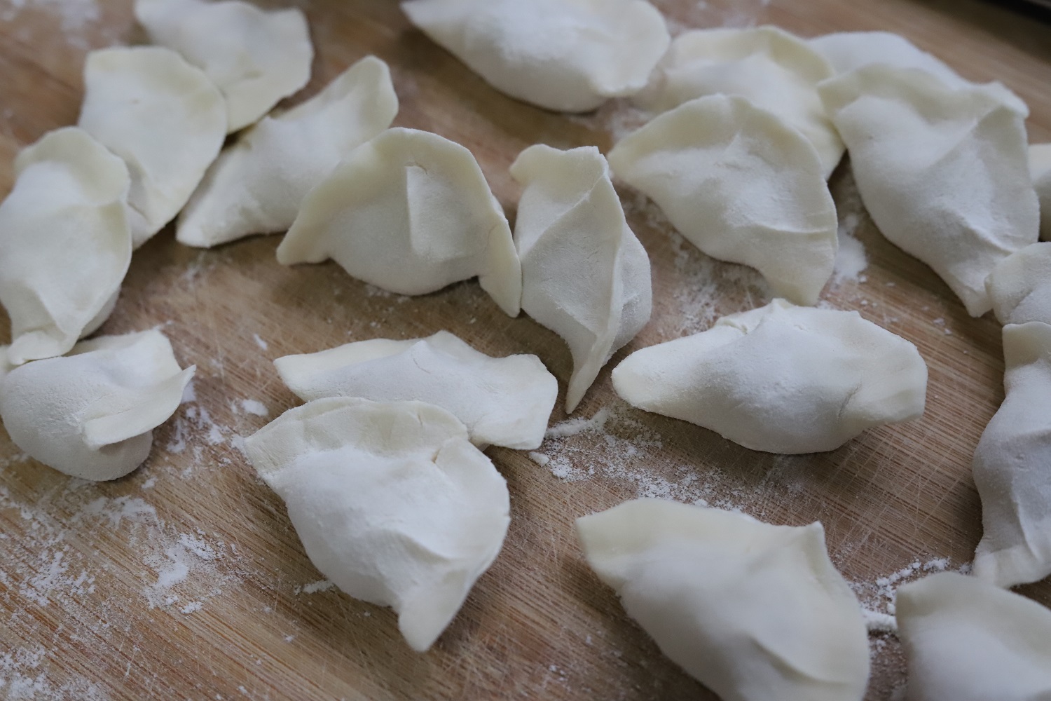 全家人都爱吃的生煎饺子家庭生煎饺子