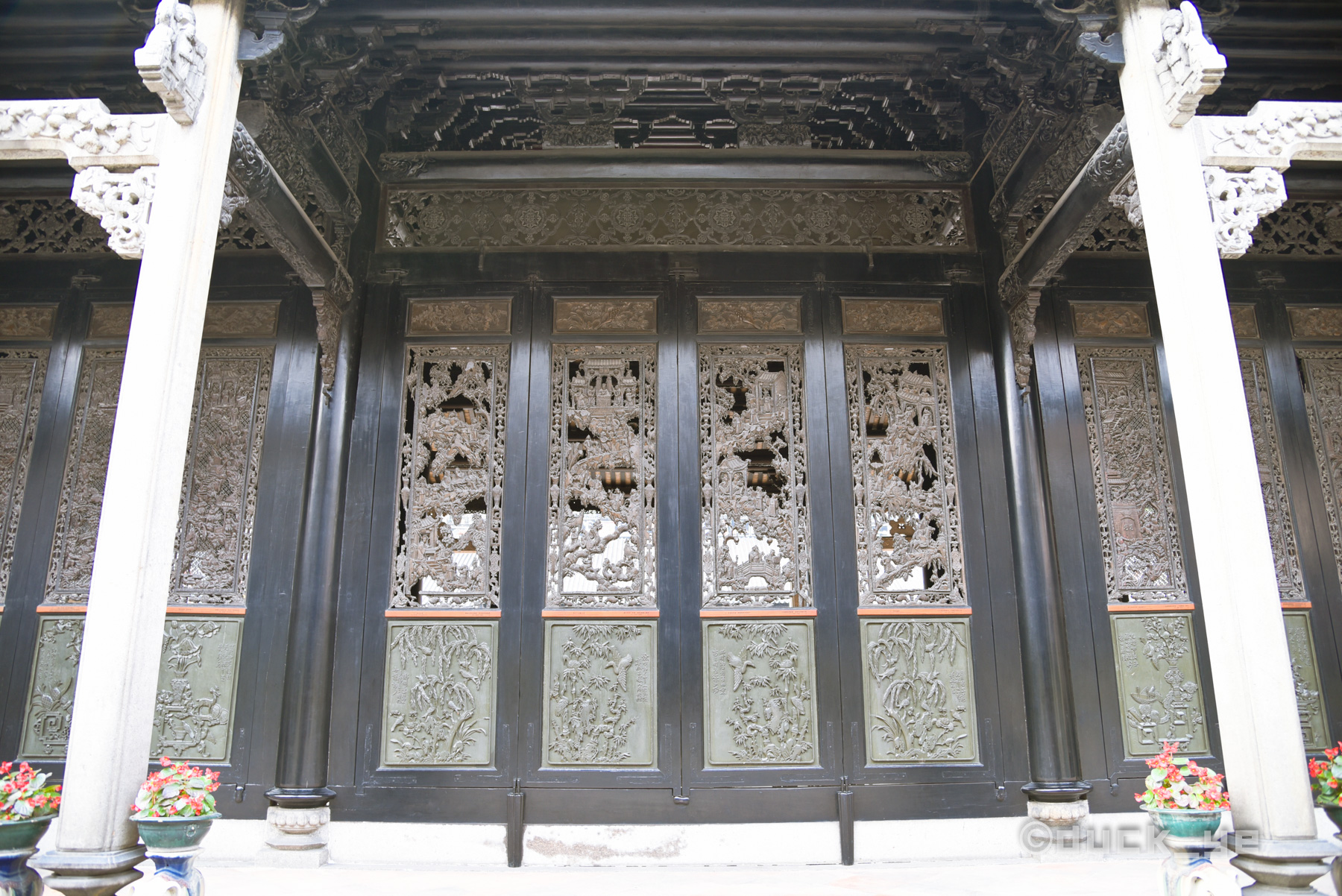 陈家祠：不是皇宫胜似皇宫，从合族祠到博物馆，辉煌灿烂建筑大赏