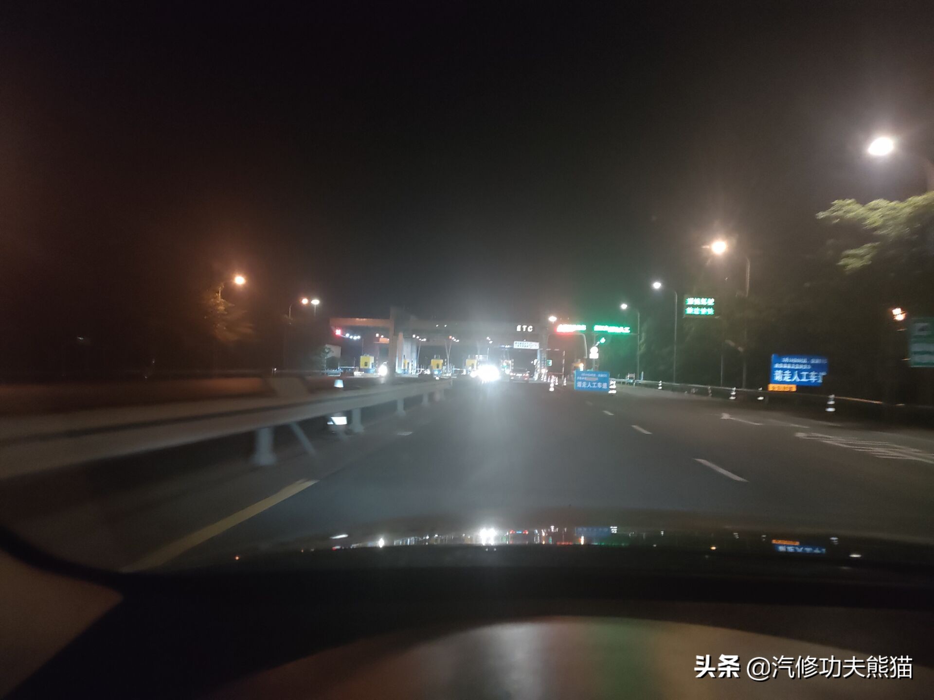 苏州车友十二年车龄奥迪A6L2.0T烧机油，对车有感情彻底整修翻新