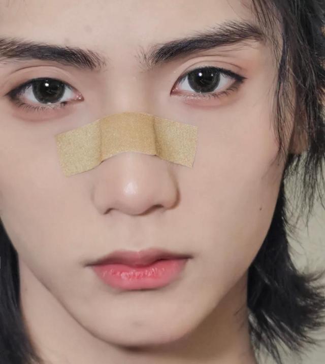 男生“娘化”的审美要过去了，别把少年感当吸睛手段！男生帅在这