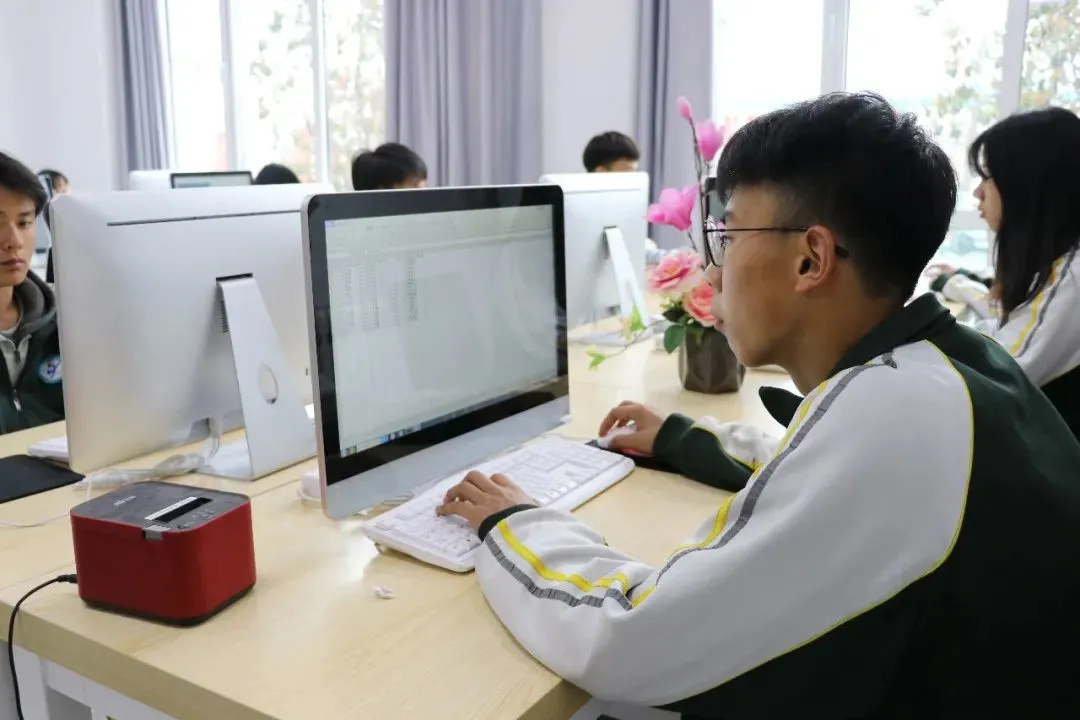 邯郸肥乡职教中心一专业获省级特色！看看他们是怎么做到的…