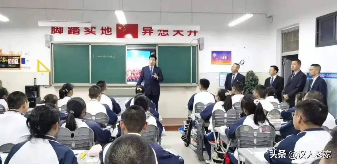 兼收并蓄 博采众长 北师大汉中实验学校筹备组考察多所兄弟院校