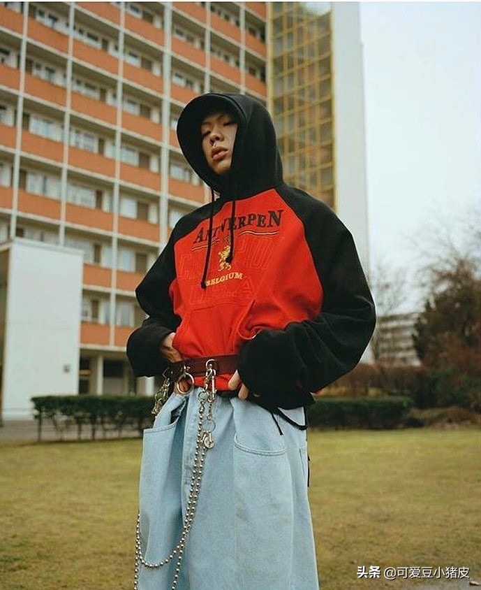 韩国乐坛只识男团？盘点6位独具一格的男歌手：吴赫有招牌烟嗓