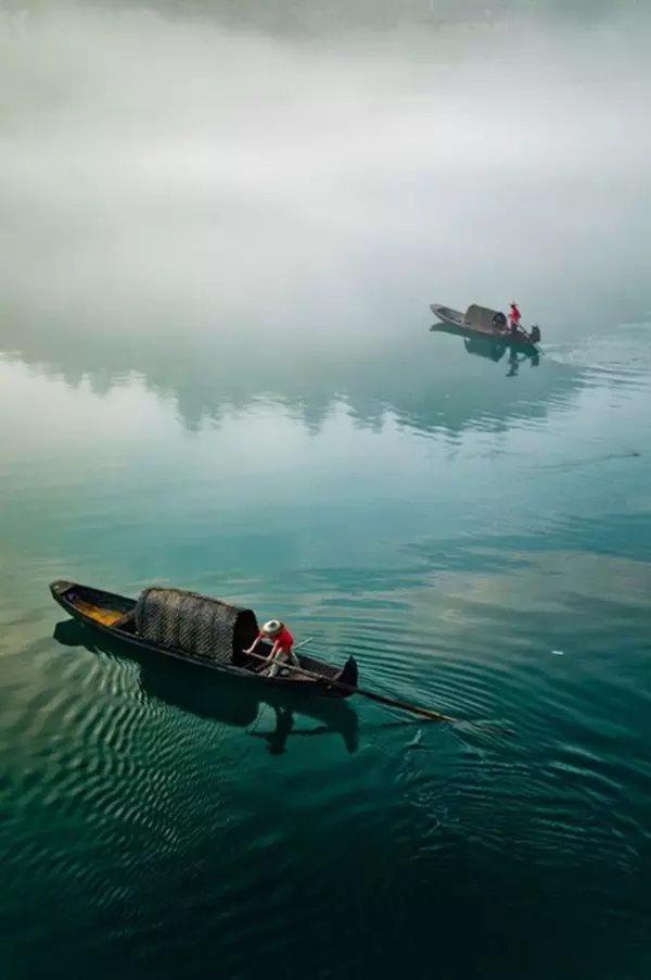 乌篷船，一袭烟雨枕江南