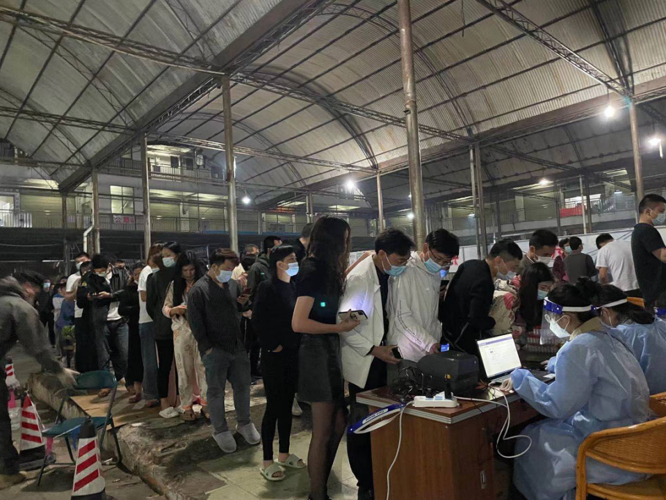 邻国纷纷“爆炸”，瑞丽死命扛住