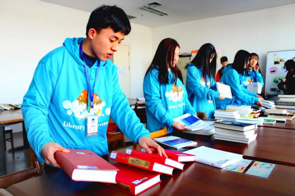 造型新奇，馆藏丰富，5万多平方米，山东这座图书馆“火”了