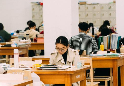 大学不用学习也能毕业？教育部发布取消“清考”，大学毕业都困难