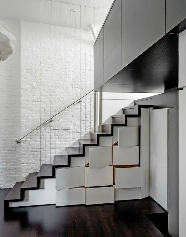 樓梯+櫃子的完美設計，有樓梯的建議看看