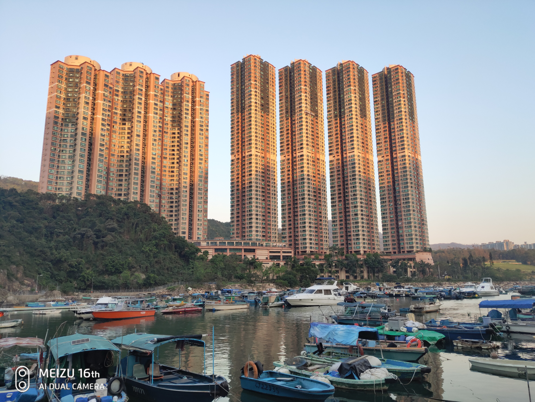 魅族16th：两年前的真香旗舰！颜值现在都不过时
