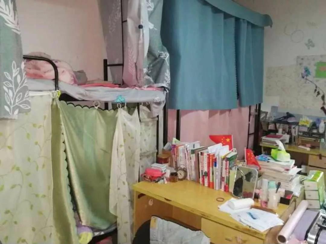 羡慕！独卫、空调配备，还有阳台！长江大学