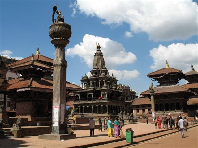 尼泊尔人口为什么这么多(尼泊尔经济发展如何)_04447排行网