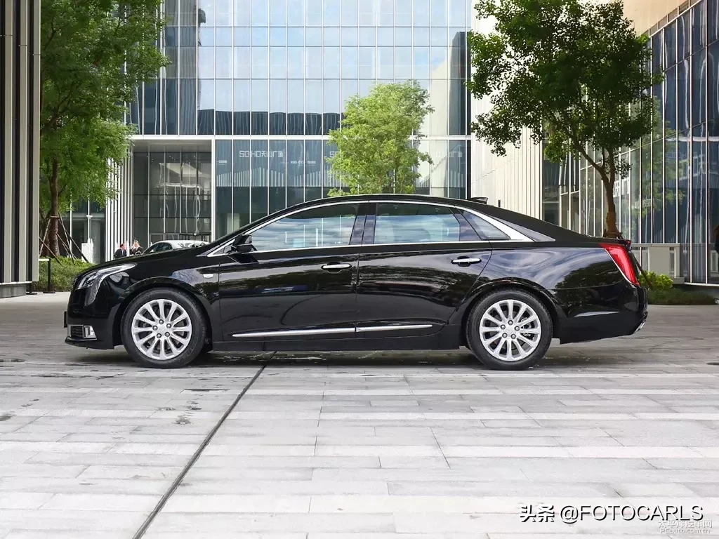 下面10位中型豪华轿车,你会怎么选?