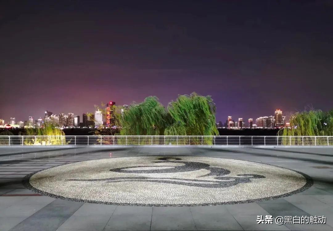 南昌，不止有滕王阁，还有世界第二的超级喷泉和世界第三的摩天轮