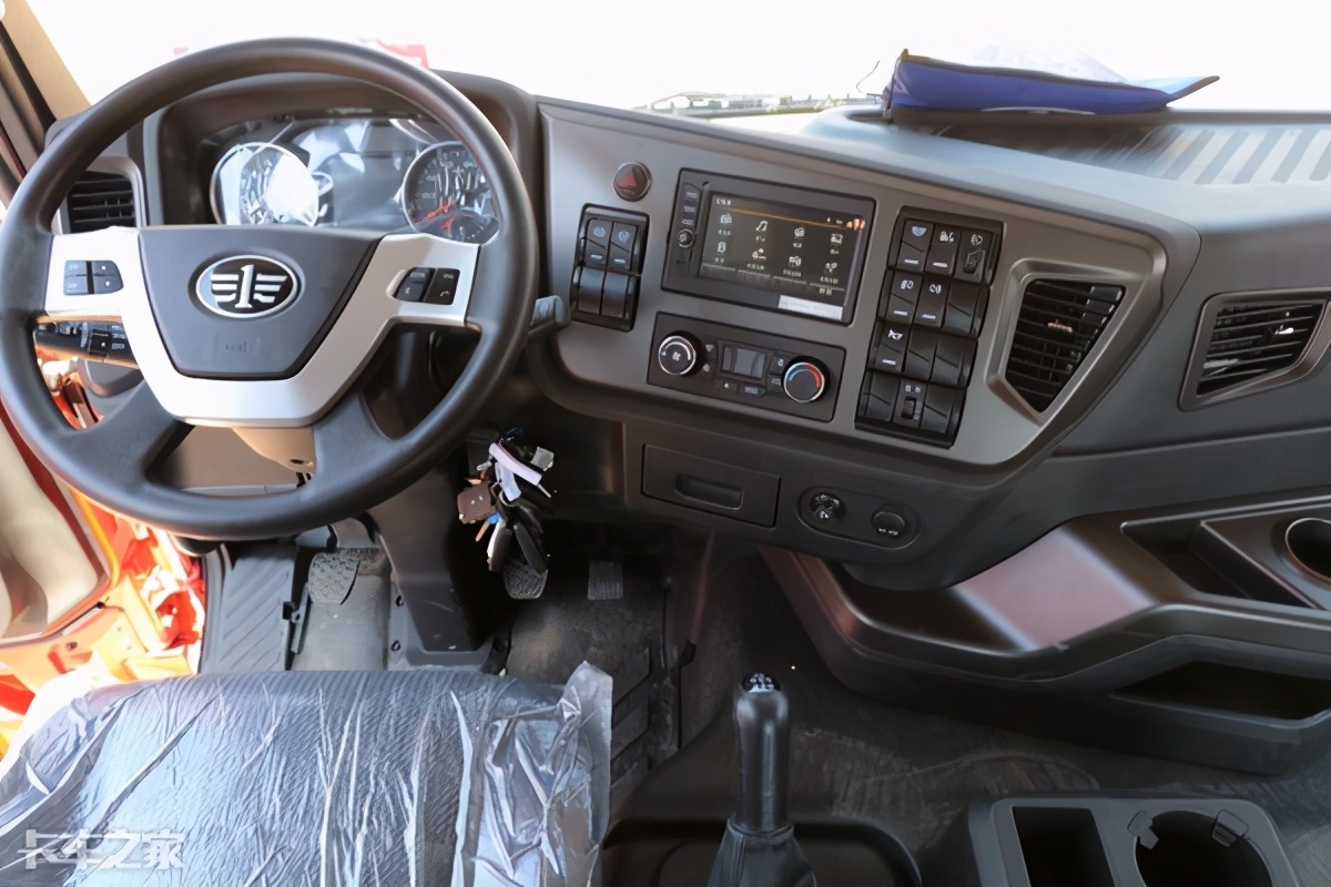 一汽大货车图片及价格中长途