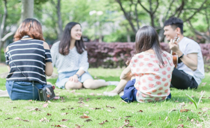 大学生同乡联谊会一个感情交流平台