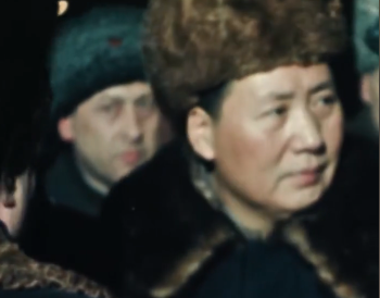毛泽东首访苏联，参观汽车流水线震惊：我们也要有这样的大工厂